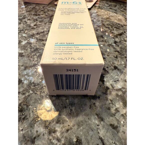 M-61 Hydraboost Face Oil 1 fl.oz. Full size Hydrating Peptide Vitamin E - Picture 3 of 7